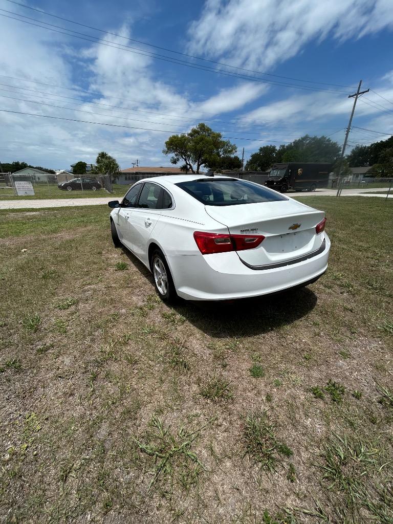 2018 Chevrolet Malibu - $5,350