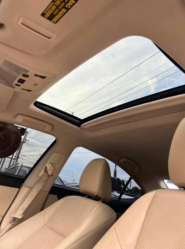 2013 Lexus ES - $6,500