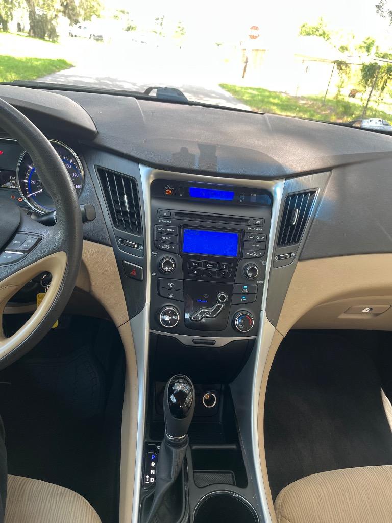 2013 Hyundai Sonata - $4,700