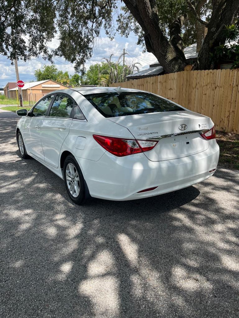 2013 Hyundai Sonata - $4,700