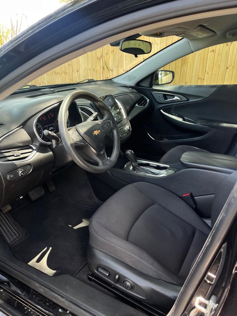 2020 Chevrolet Malibu - $7,500