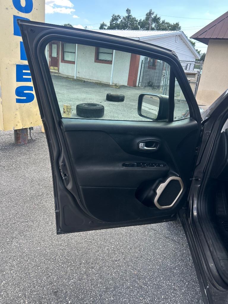 2016 Jeep Renegade - $5,500