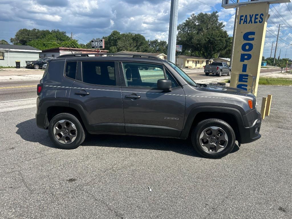 2016 Jeep Renegade - $5,500