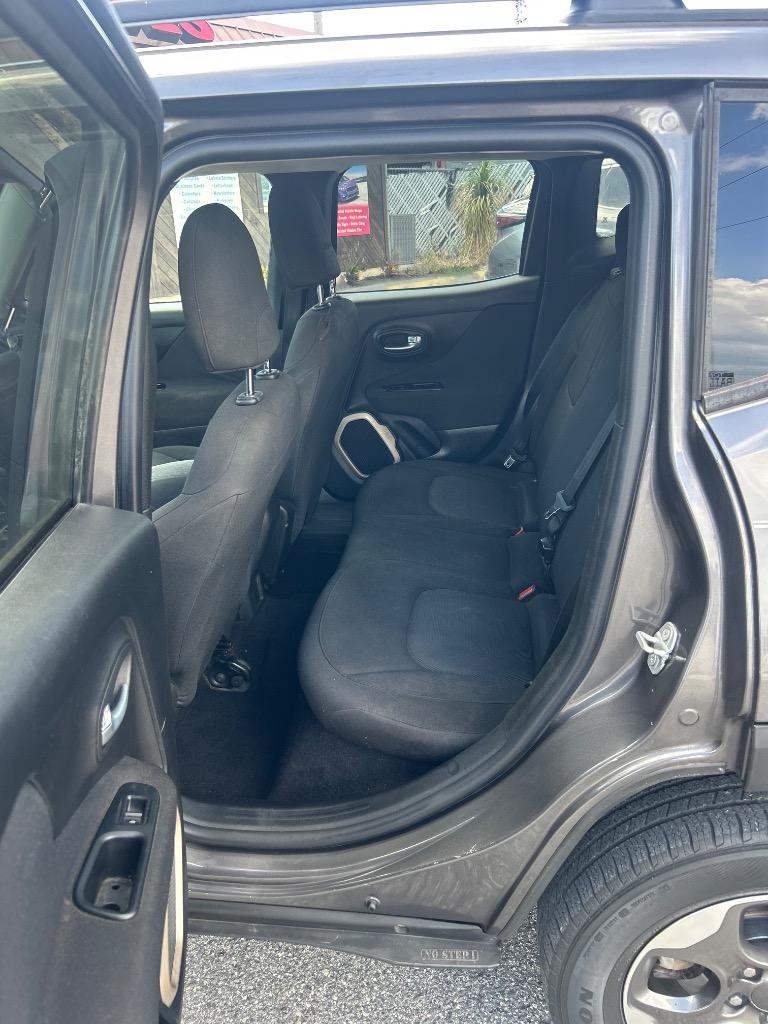 2016 Jeep Renegade - $5,500