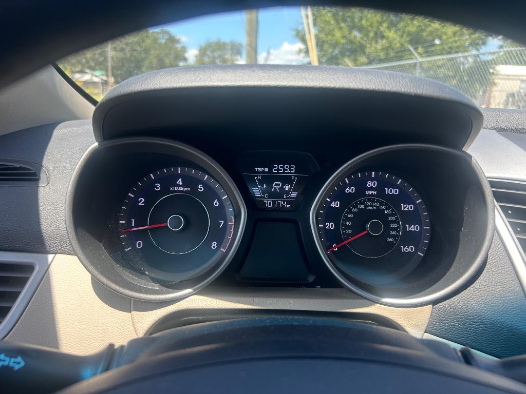 2016 Hyundai Elantra - $7,900