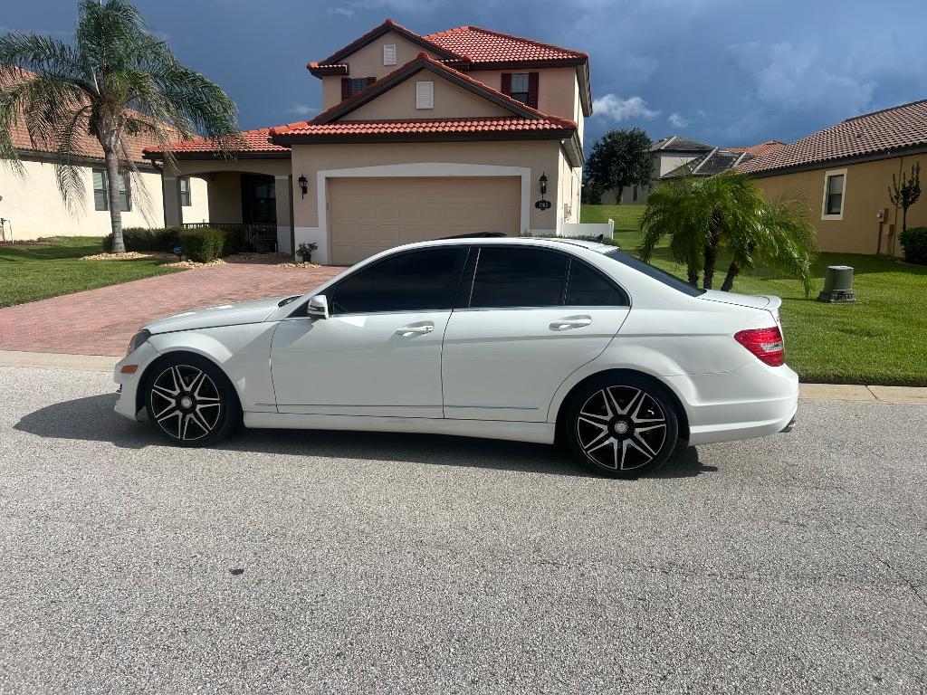 2014 Mercedes-Benz C-Class - $7,500