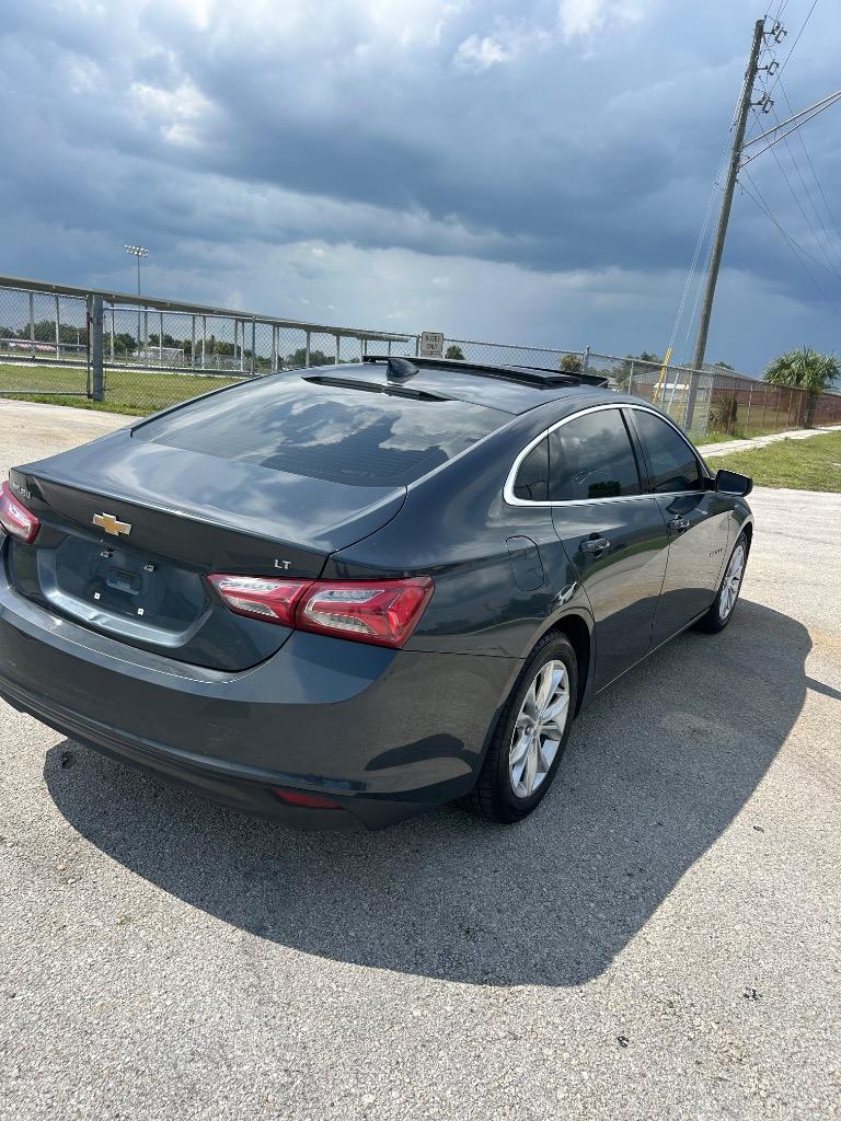 2019 Chevrolet Malibu - $11,300