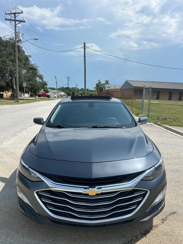 2019 Chevrolet Malibu - $11,300