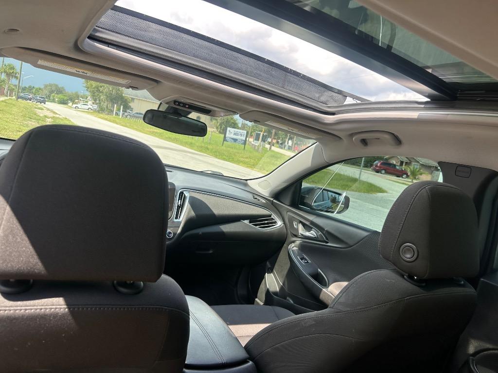 2019 Chevrolet Malibu - $11,300