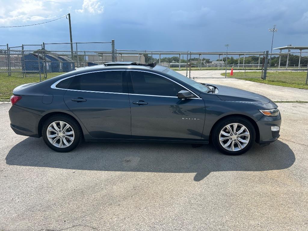 2019 Chevrolet Malibu - $11,300