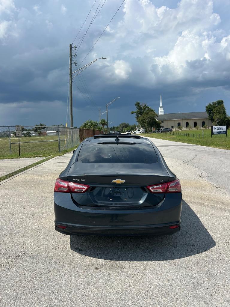 2019 Chevrolet Malibu - $11,300