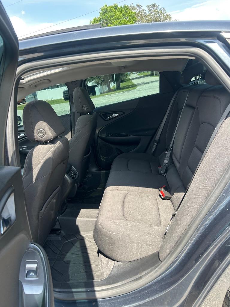 2019 Chevrolet Malibu - $11,300