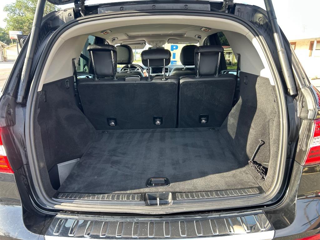 2014 Mercedes-Benz Ml-class - $8,900