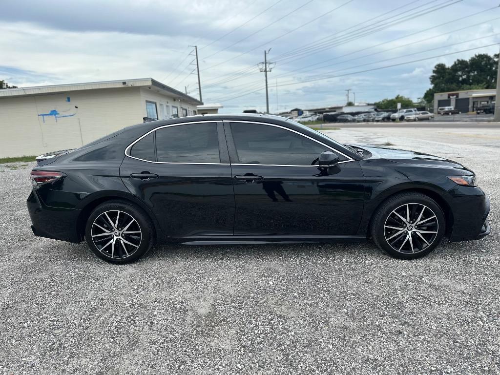 2023 Toyota Camry - $18,900