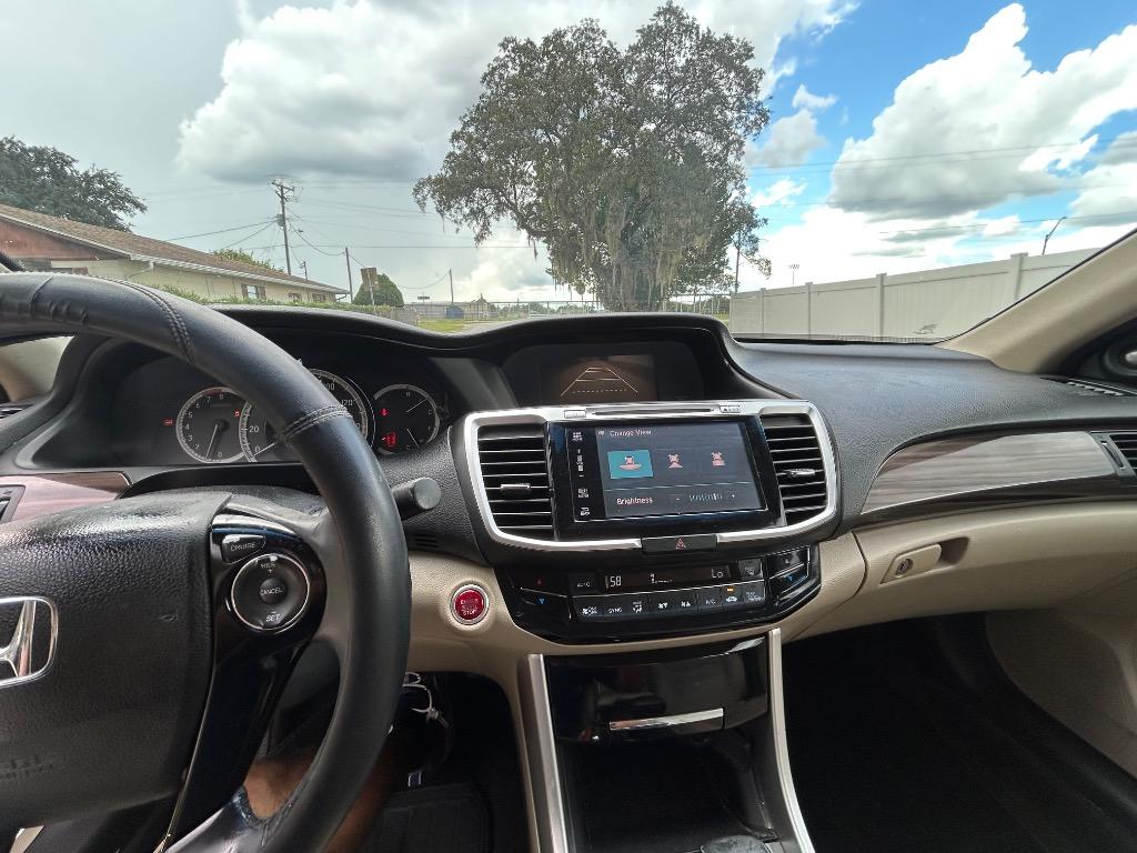 2016 Honda Accord - $10,600