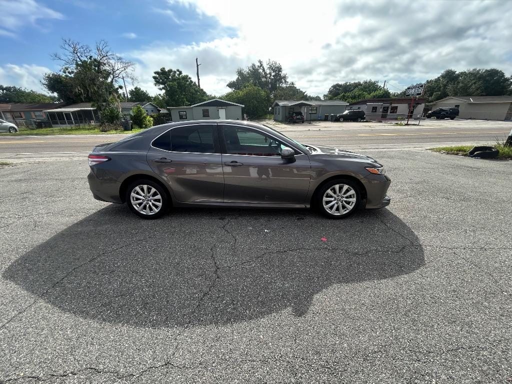 2019 Toyota Camry - $11,900