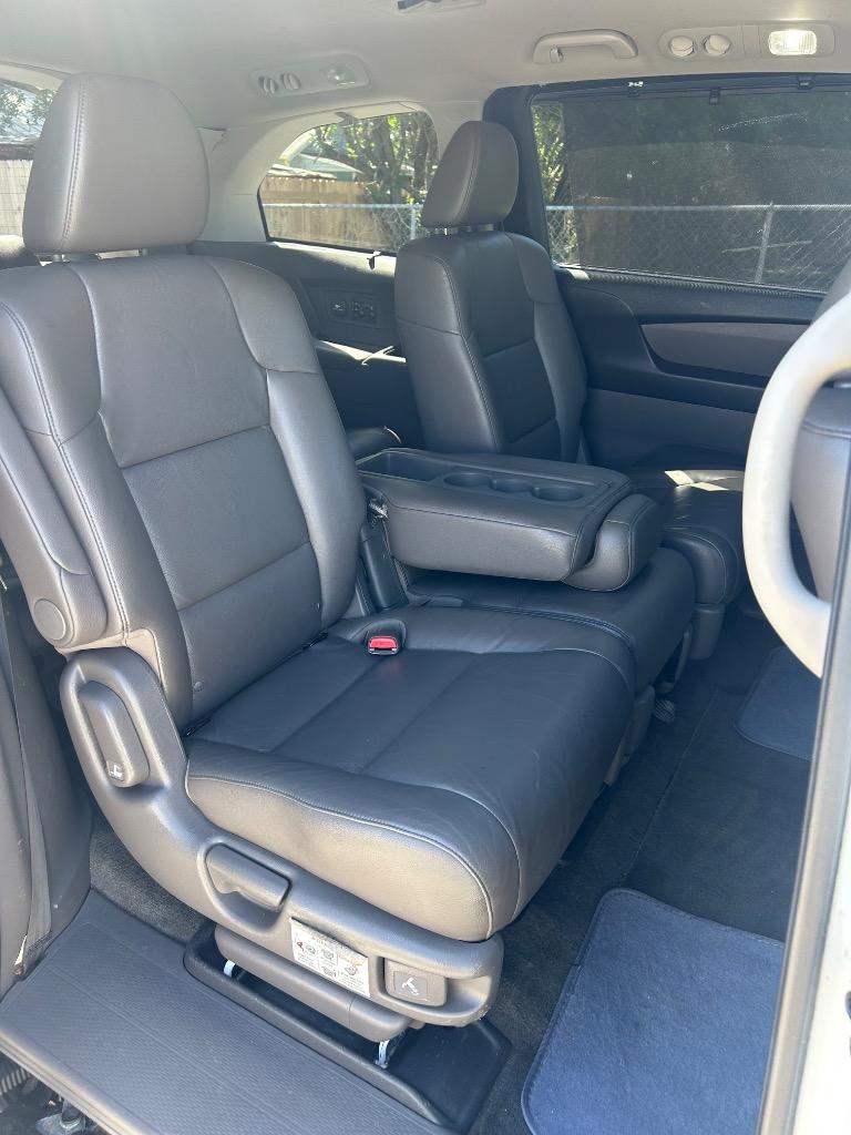 2011 Honda Odyssey - $5,300
