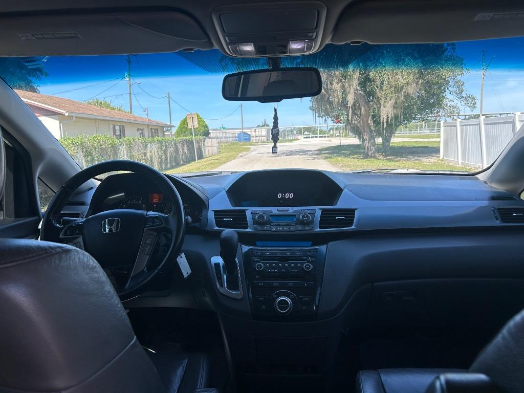 2011 Honda Odyssey - $5,300