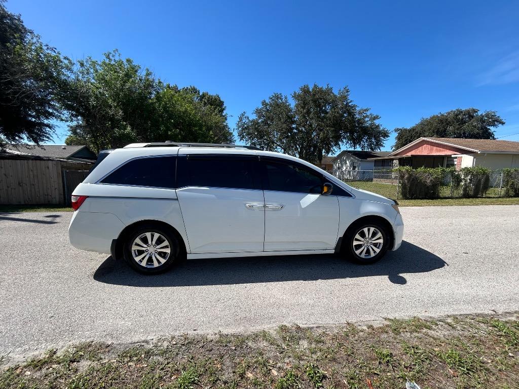 2011 Honda Odyssey - $5,300