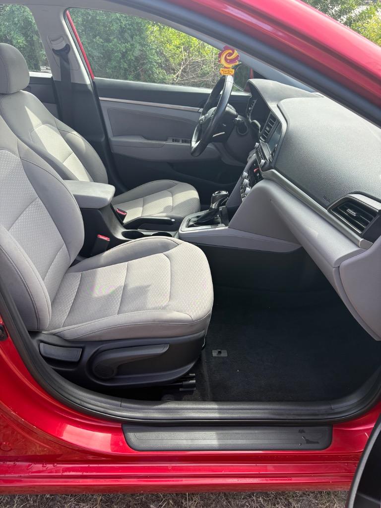 2020 Hyundai Elantra - $7,500