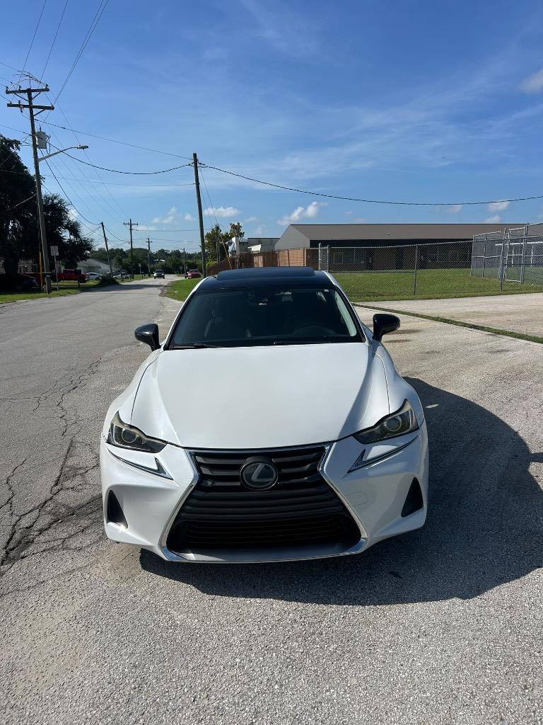 2018 Lexus IS