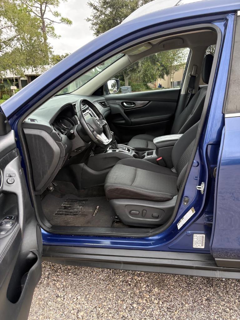 2018 Nissan Rogue - $5,900