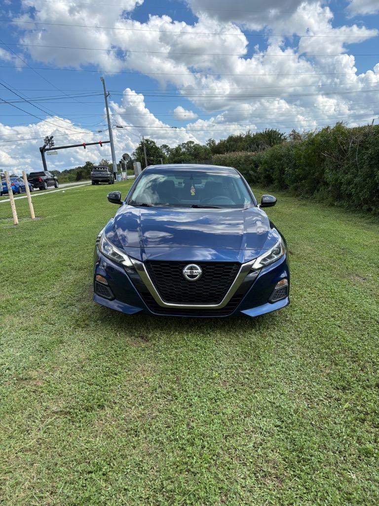 2019 Nissan Altima - $7,200