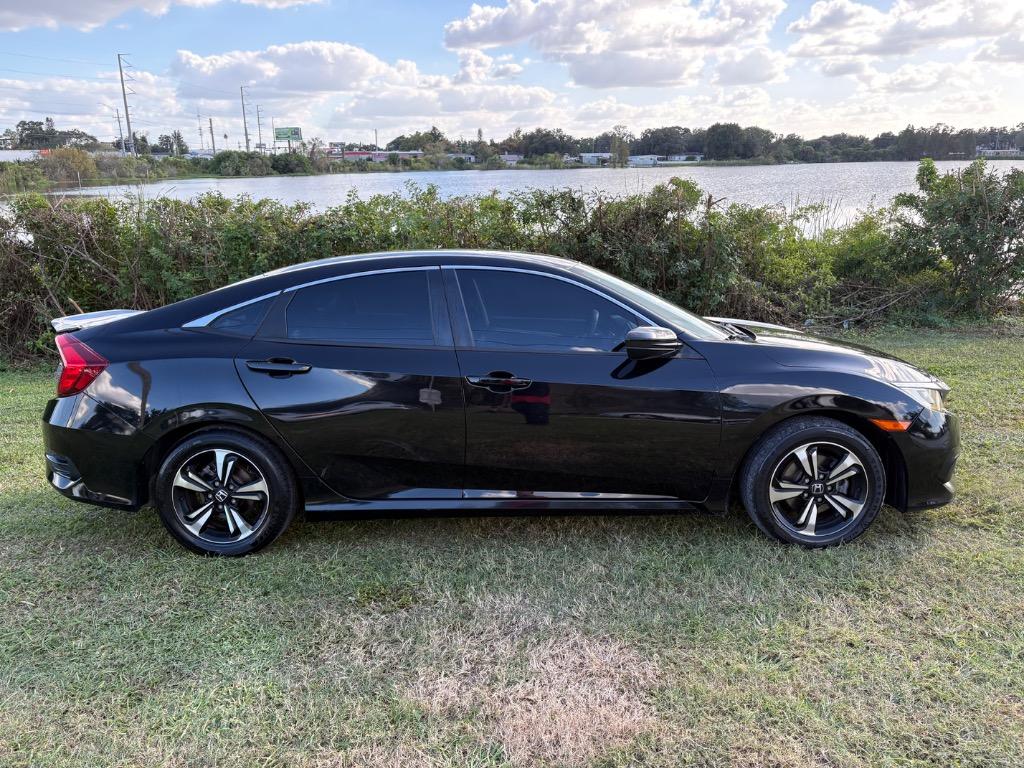 2018 Honda Civic - $9,500