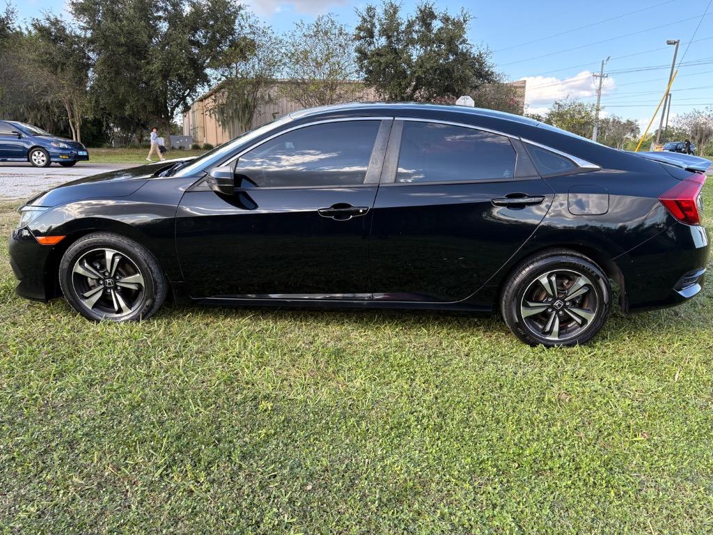 2018 Honda Civic - $9,500