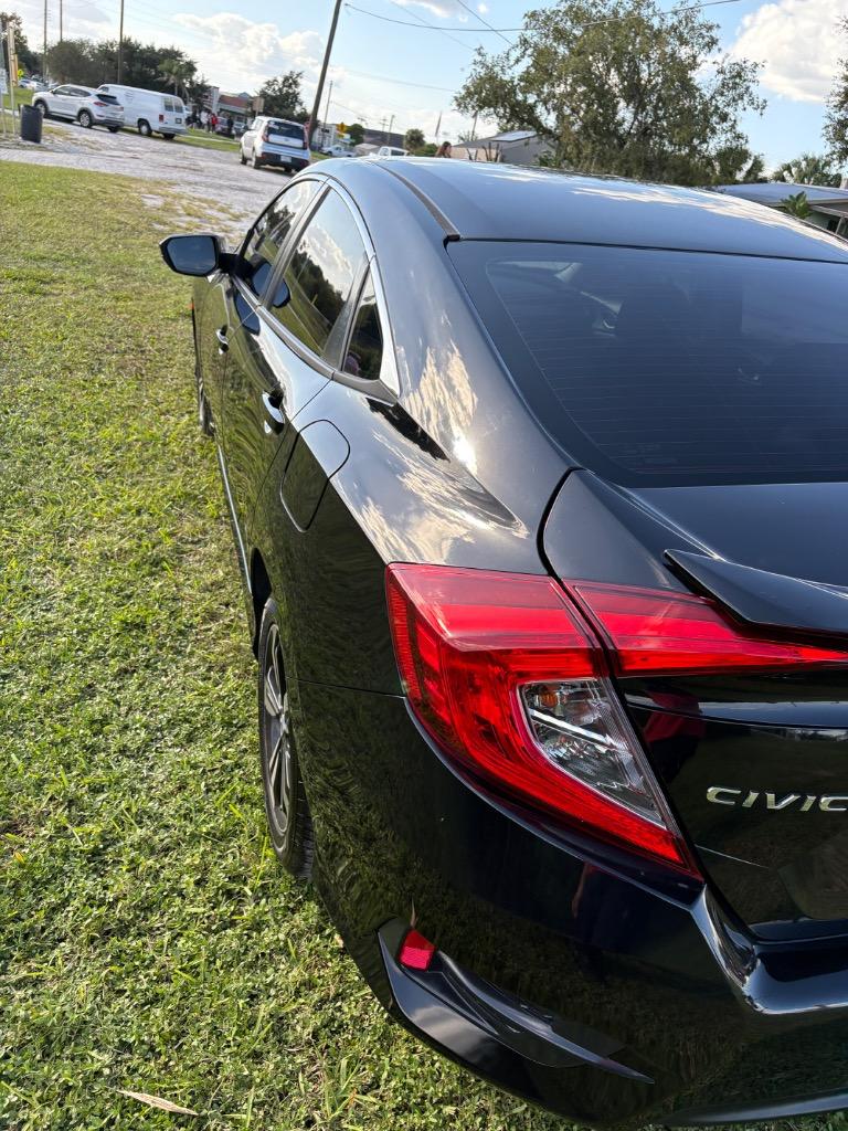 2018 Honda Civic - $9,500