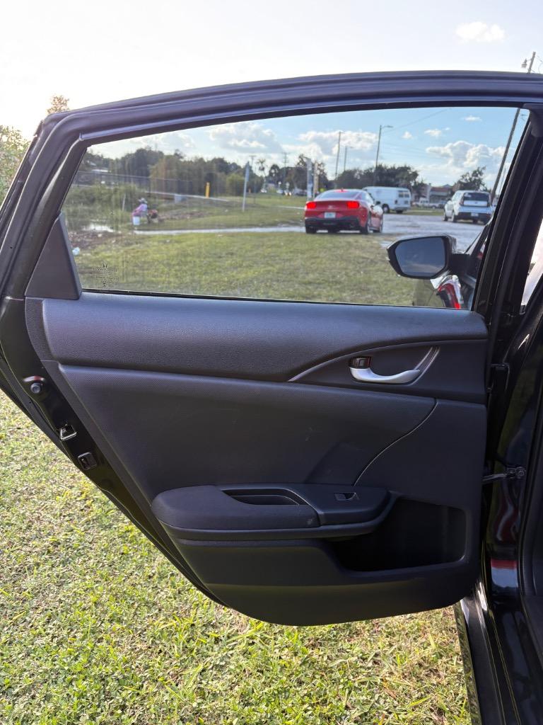 2018 Honda Civic - $9,500