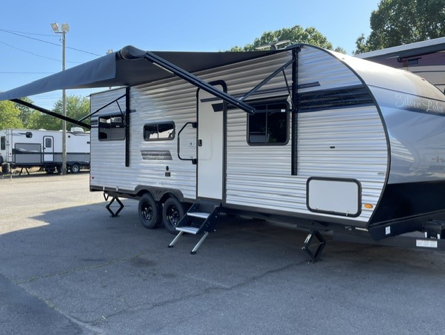 2024 Forest River Surveyor Legend - $17,995
