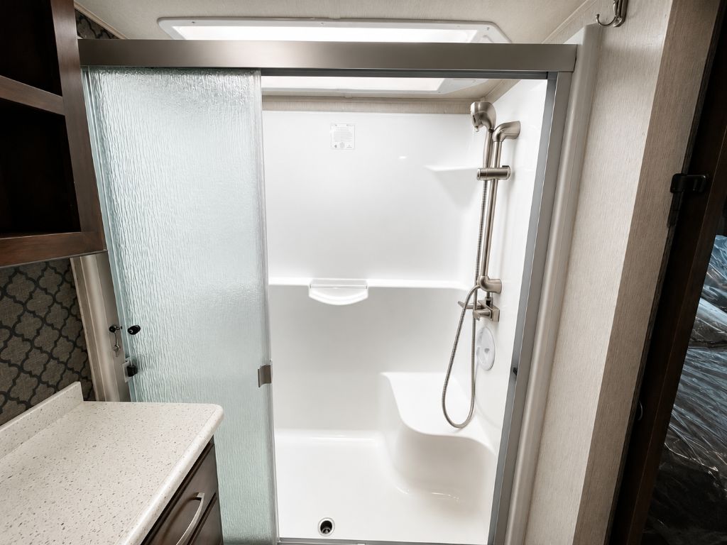 2019 HEARTLAND LANDMARK 365  - $44,995