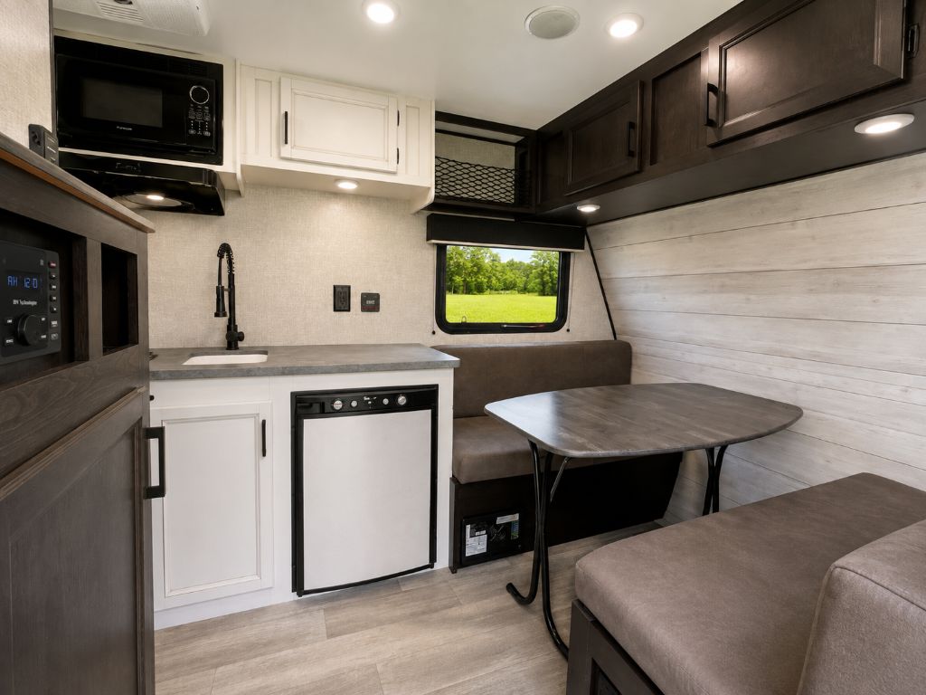 2022 Jayco Jayco - $12,995