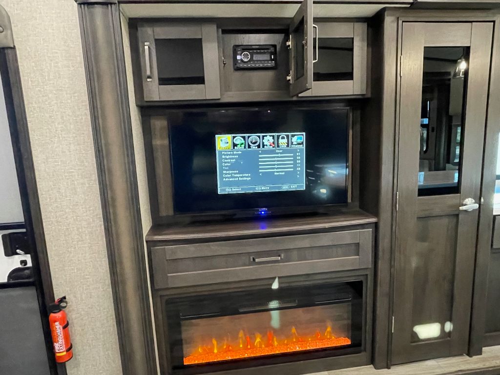 2022 Grand Design Recreational Reflection - $36,995