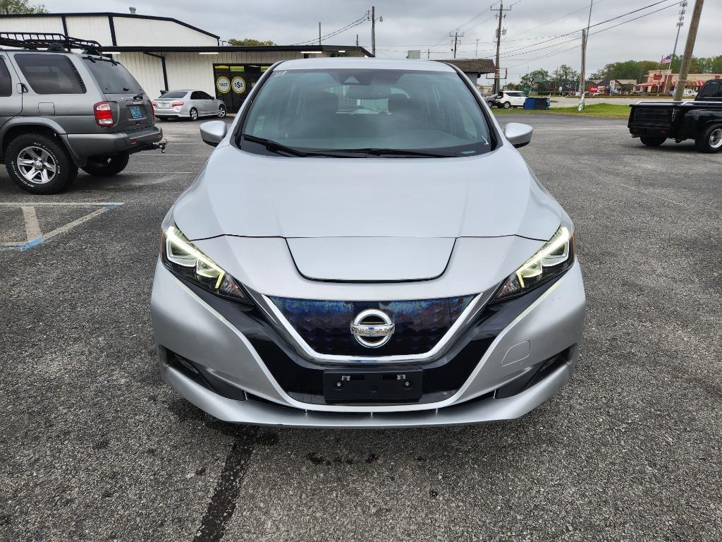 2018 Nissan LEAF SV photo