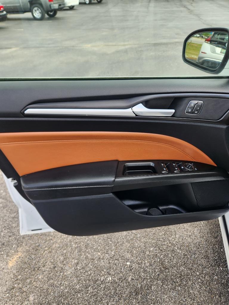 2019 Ford Fusion Titanium photo
