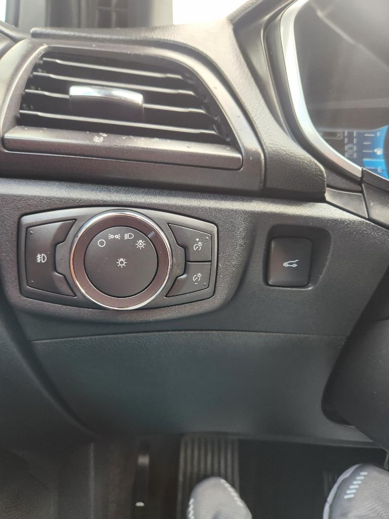 2019 Ford Fusion Titanium photo