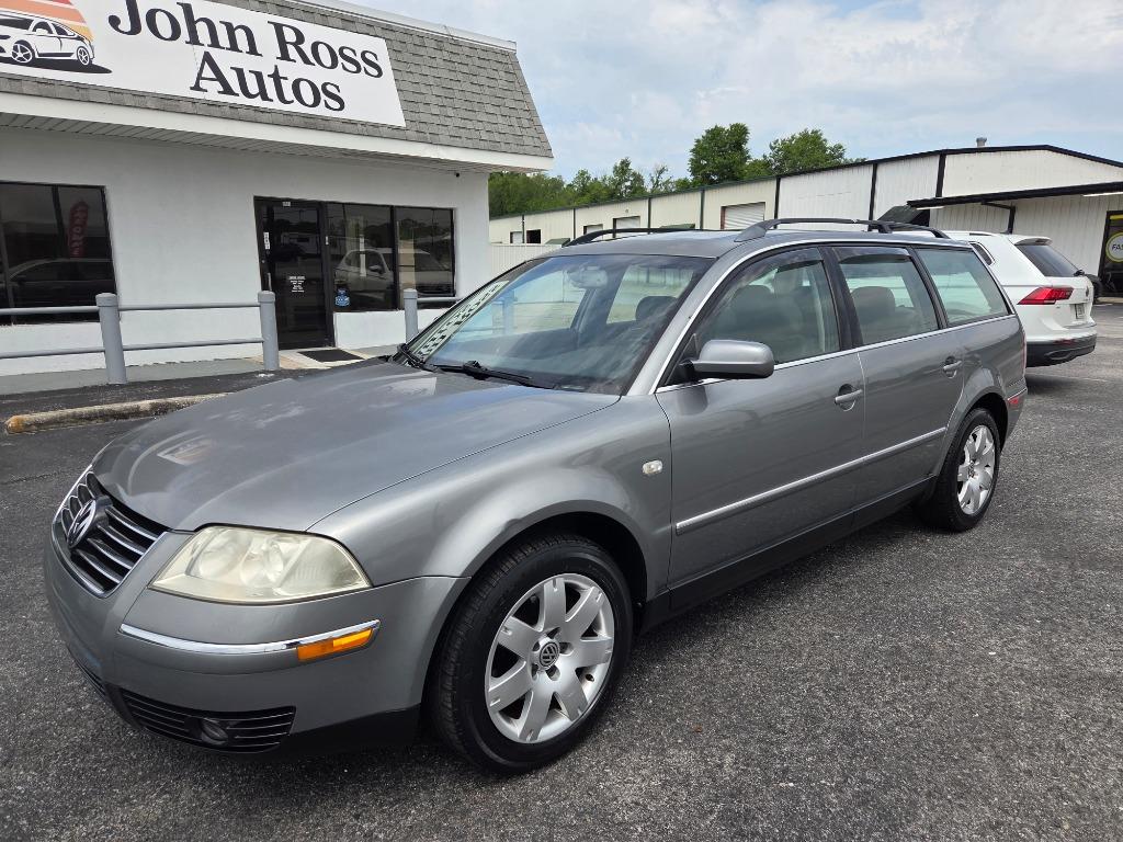 2003 Volkswagen Passat GLX photo