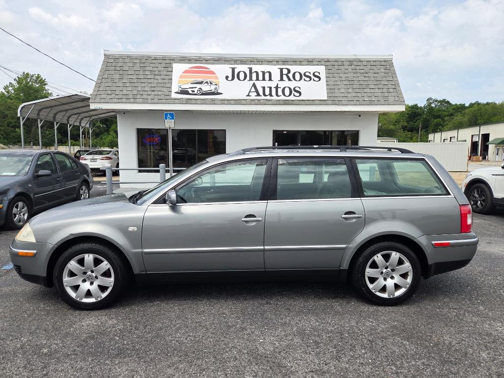 2003 Volkswagen Passat GLX photo
