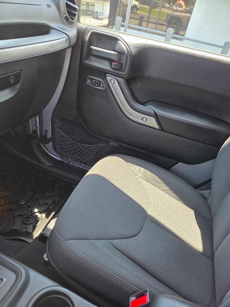 2015 Jeep Wrangler - $15,995