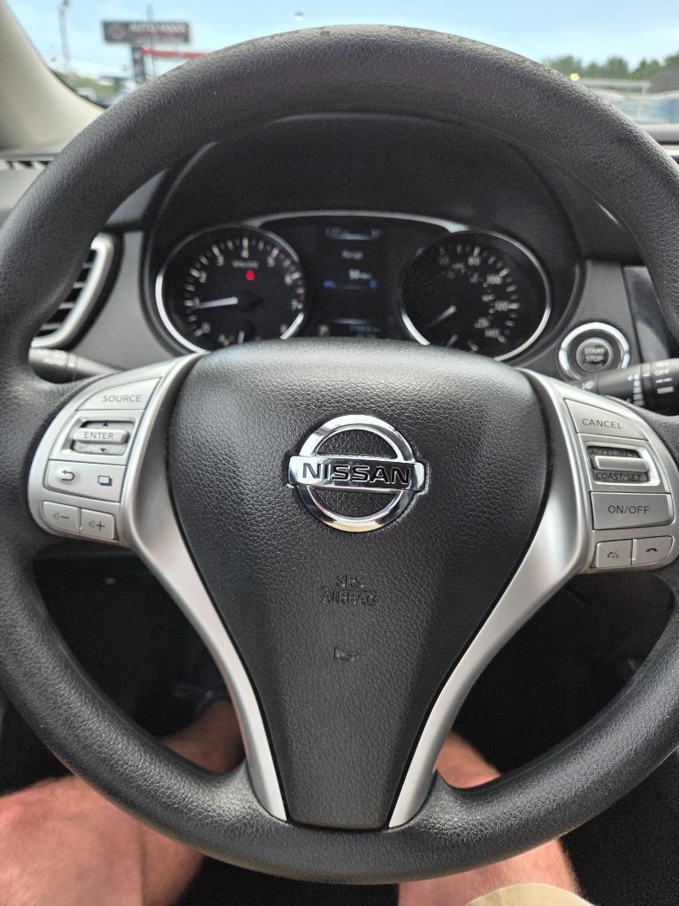 2016 Nissan Rogue - $12,995
