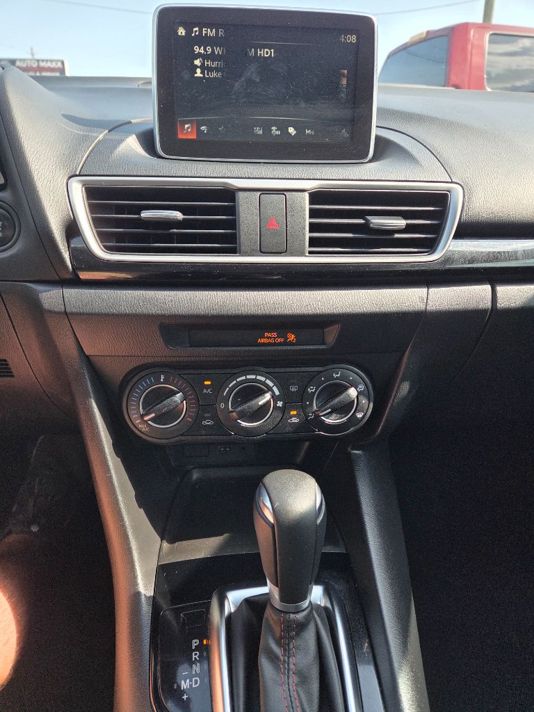 2016 MAZDA MAZDA3 - $13,995