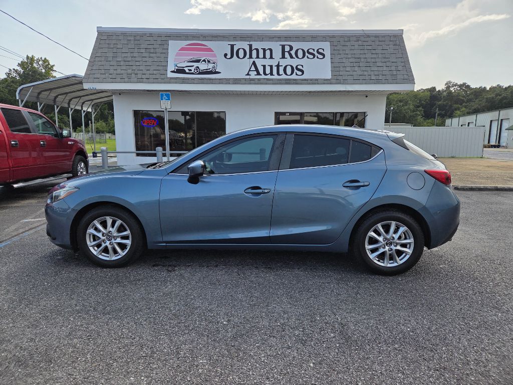 2016 MAZDA MAZDA3 - $13,995