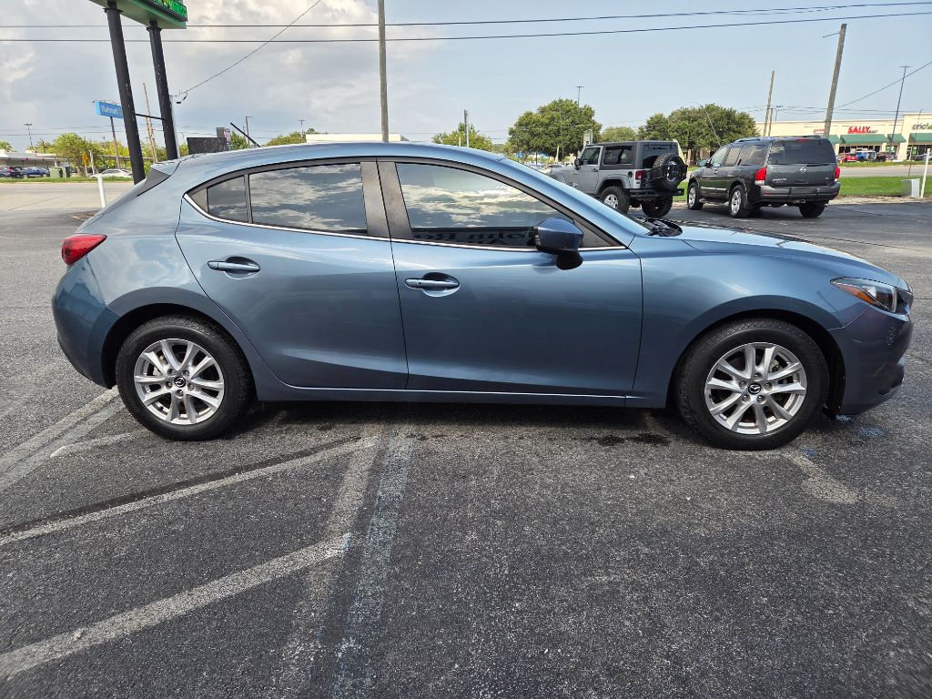 2016 MAZDA MAZDA3 - $13,995