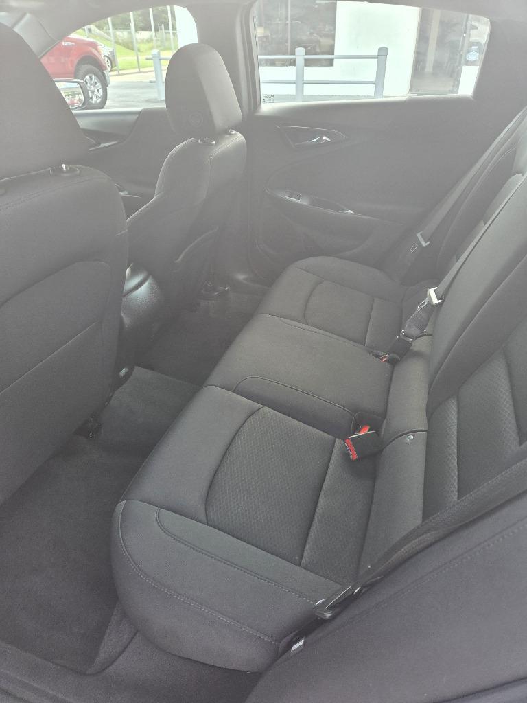 2023 Chevrolet Malibu - $15,995