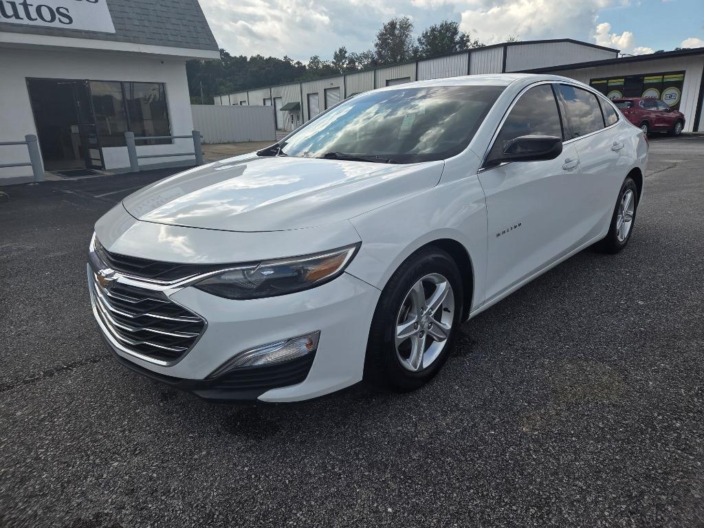 2023 Chevrolet Malibu - $15,995