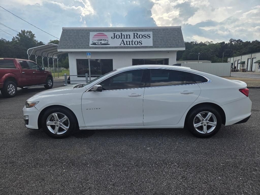 2023 Chevrolet Malibu - $15,995