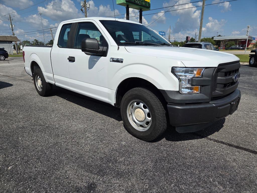 2016 Ford F-150 - $16,995