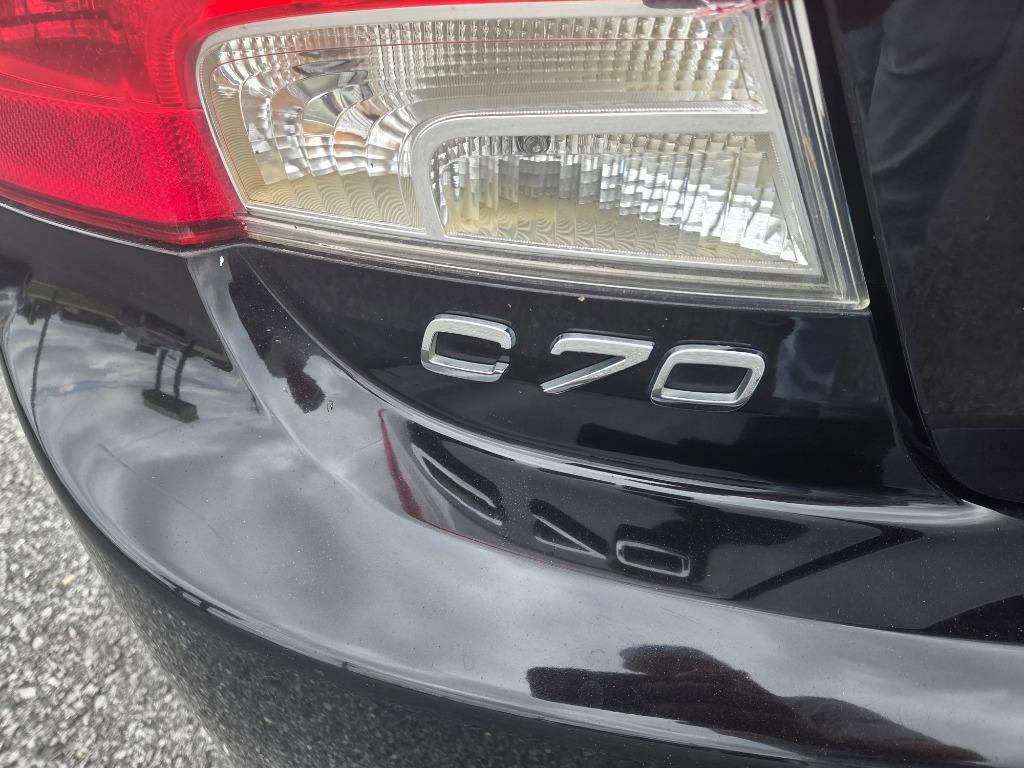 2011 Volvo C70 - $8,995